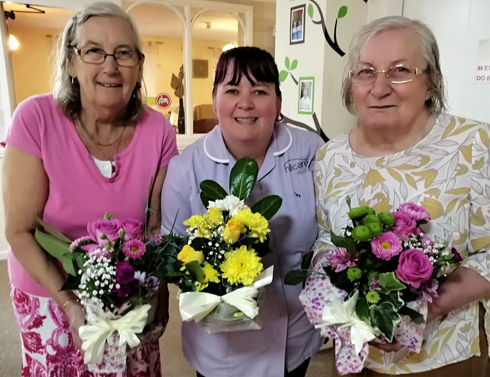1 - Pelton Grange Care Home Flower Arranging