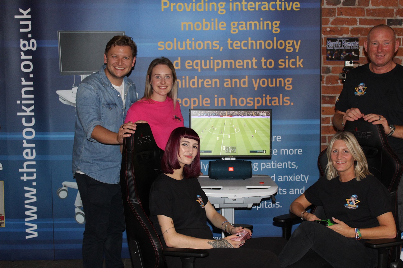 Gamezstation with TheRockinR at event 2