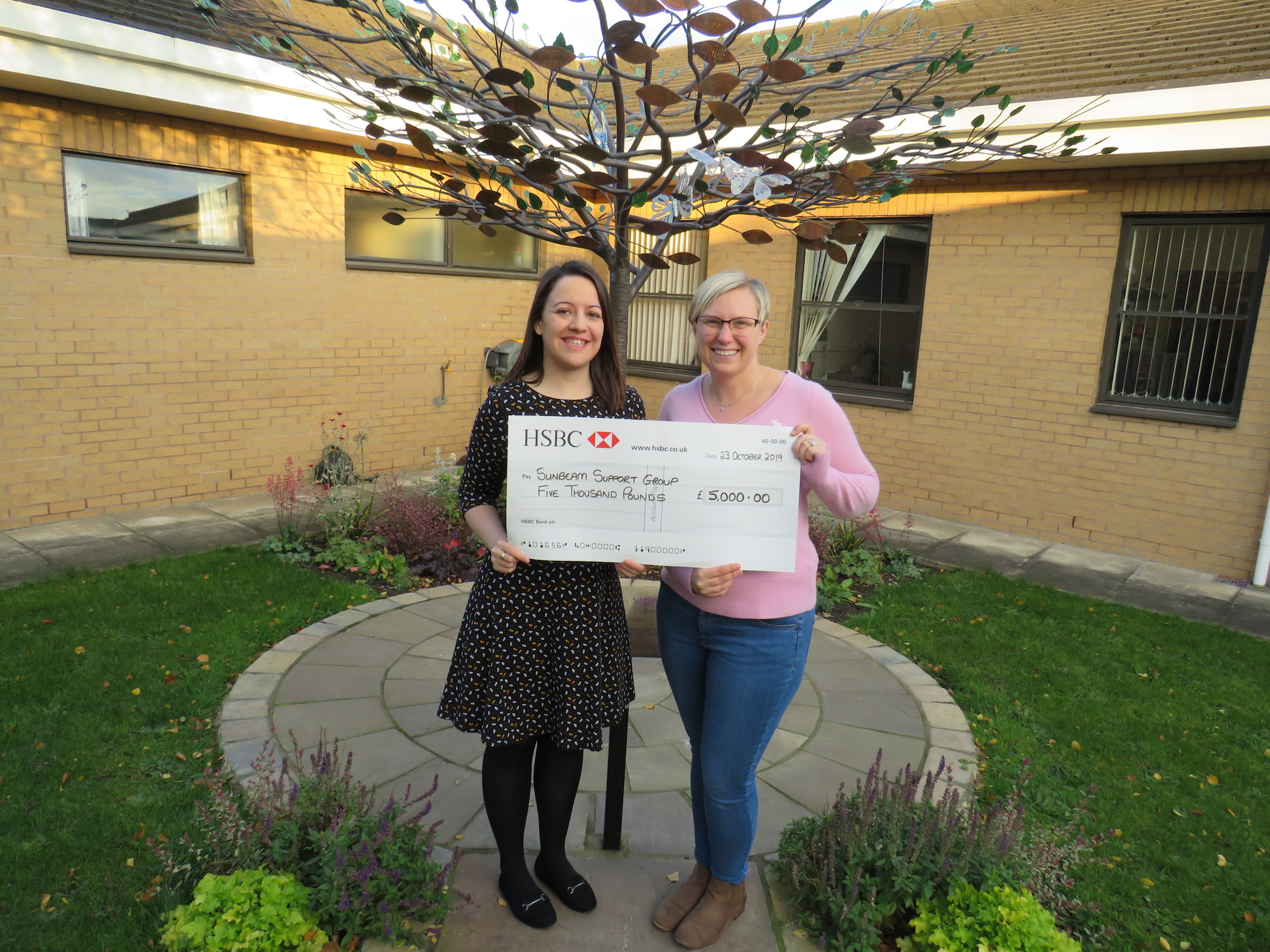 (L-R) Sarah Greenwood from Airedale Chemical and Grace Detoeuf co-founder of Sunbeam Support Group.