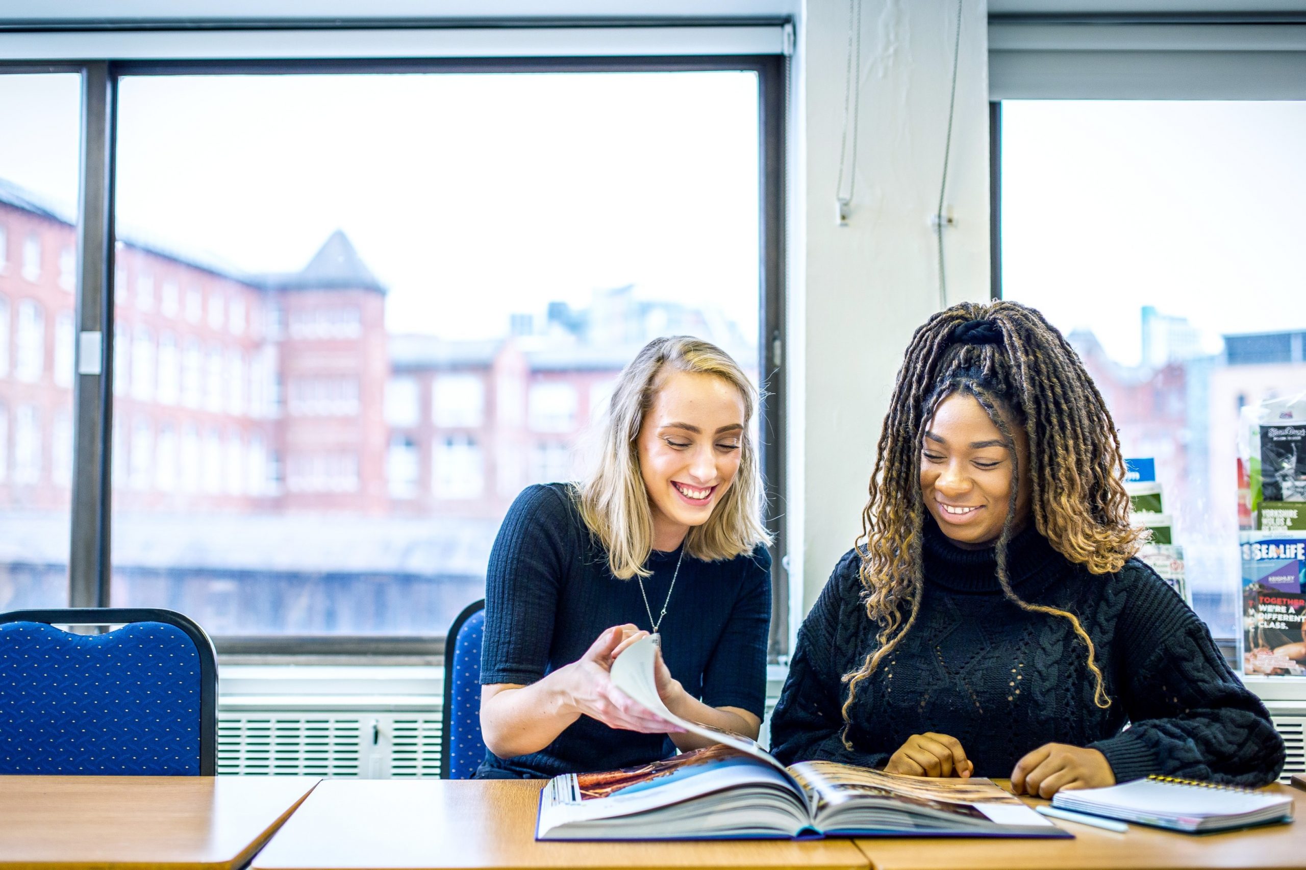 Students studying at University Centre Leeds. (2)-d9d93578