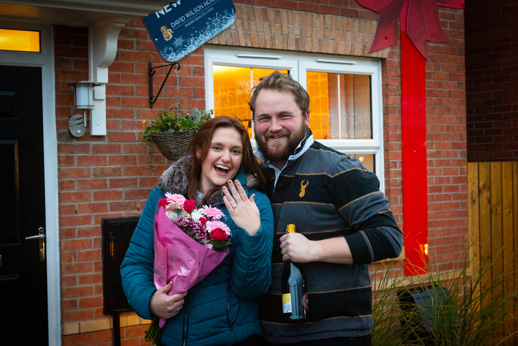 She said yes - Lauren Holmes and Matt Roberts got engaged when Matt popped the question just as the couple stepped into their new home-a7717494