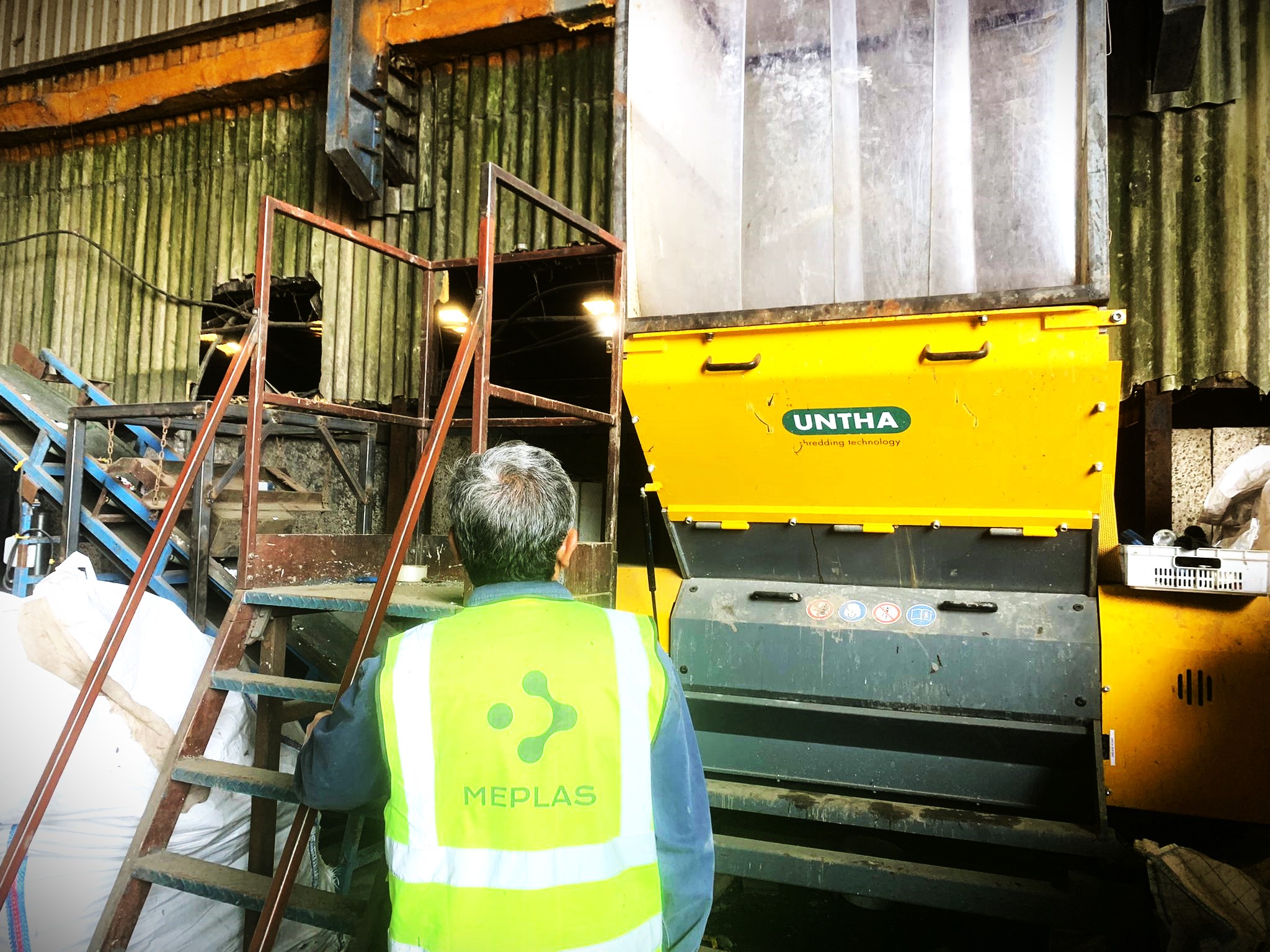 Meplas site - UNTHA shredder (1)-78a76609