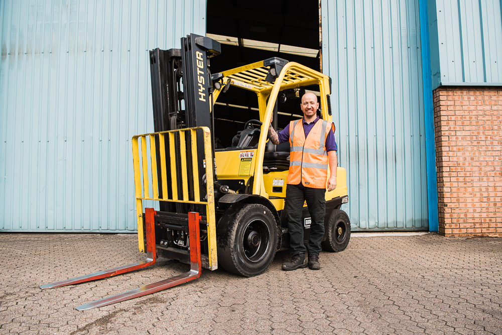 Warehouse Supervisor with Forklift-837c9493