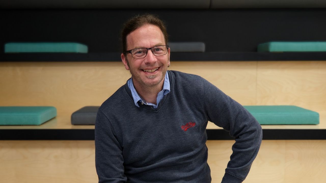 CDS_Geoff Barraclough (1280 × 720px)-37e14c7c